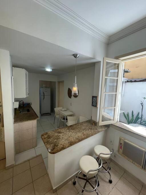 Lindo 2 Quartos A 50m Da De Copacabana
