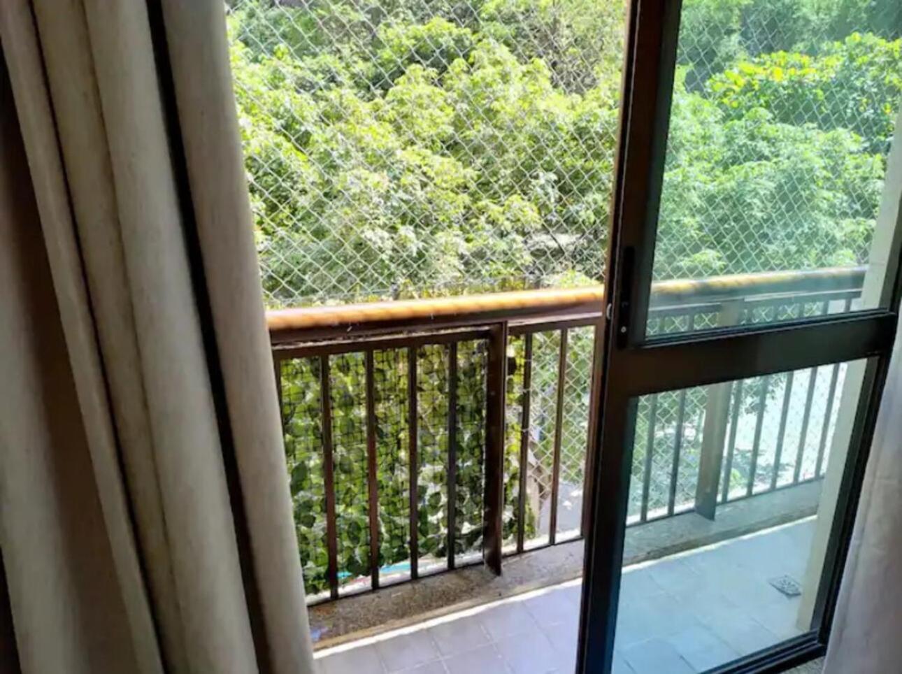 Apartamento Flat Em Copacabana A 4 Min Da - Piscina, Garagem, Wi-fi, Portaria 24h, Varanda Vista Montanhas *