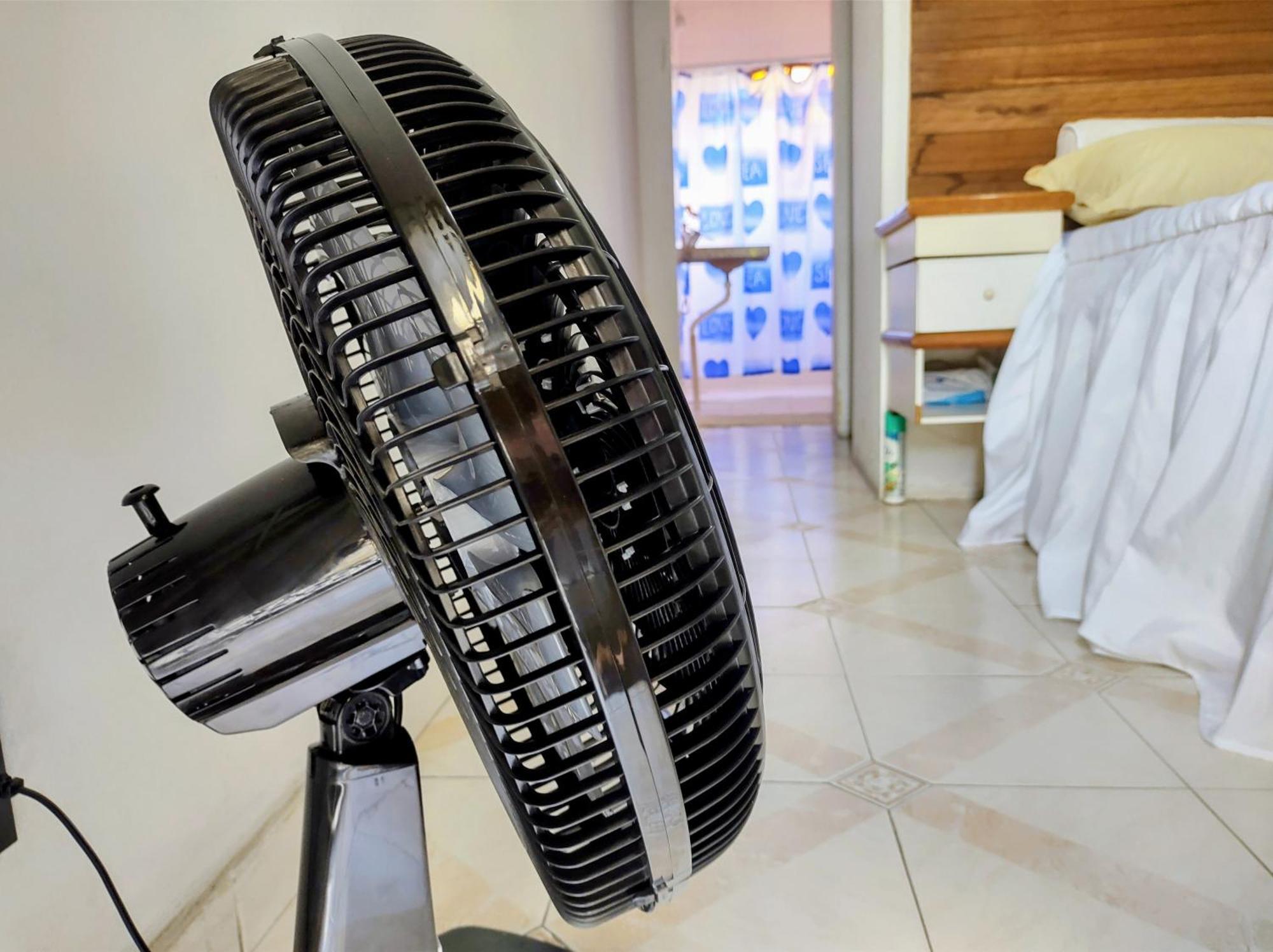 Quarto em Acomodações Particulares Casa Inteira Garagem E Internet Gratis Prox Recreio