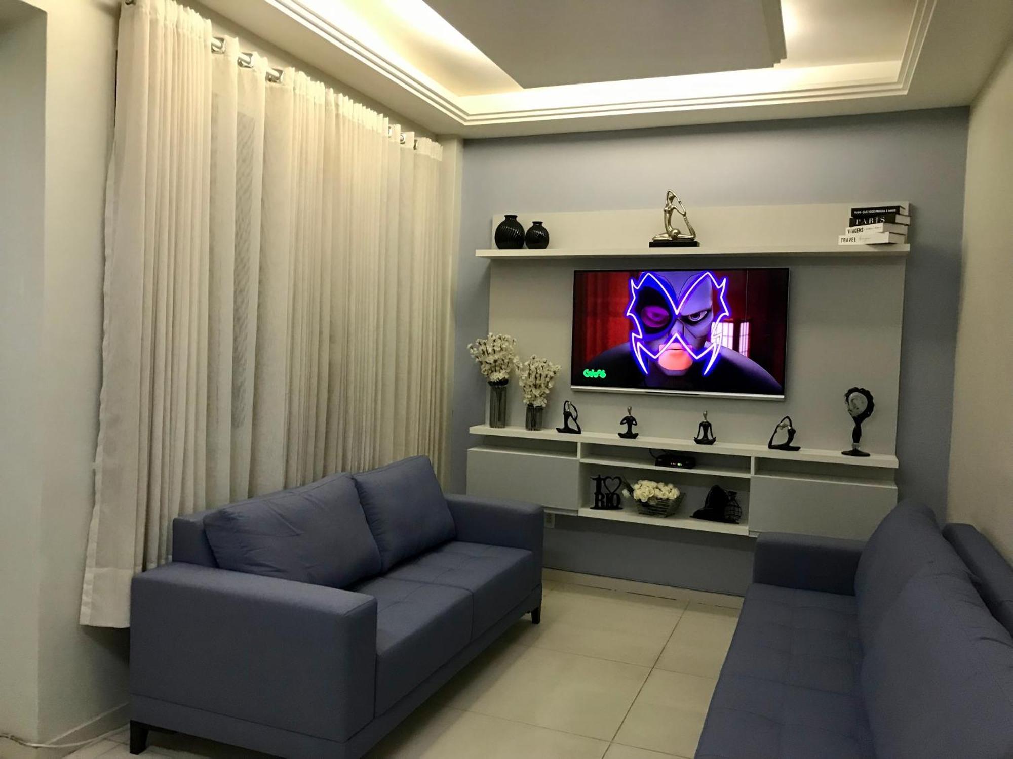 Copacabana, 4 Quartos, 3 Banheiros Apartamento