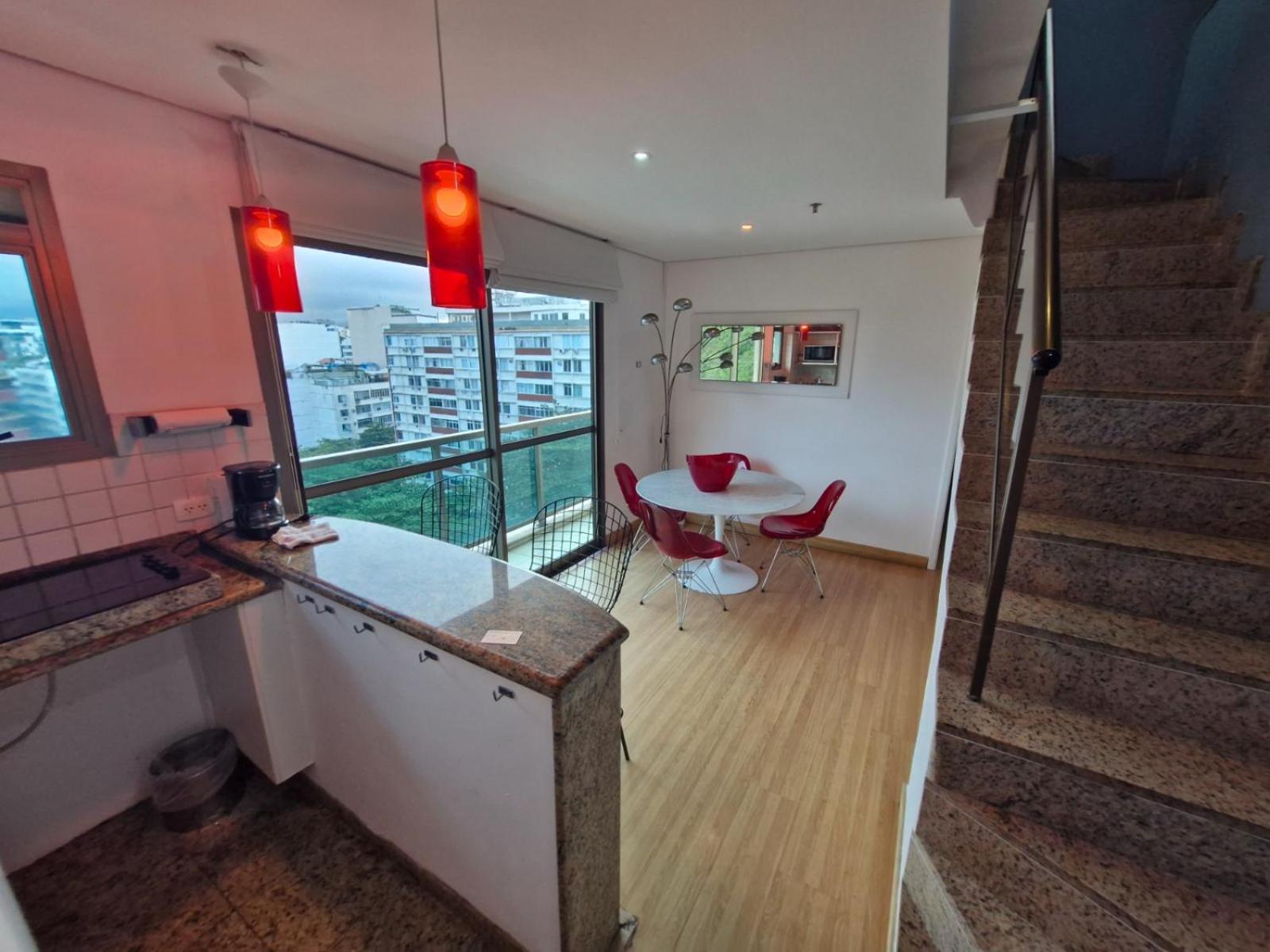Cobertura Arpoador Com Piscina Privativa, Vista Mar, Garagem, Portaria 24 Apartamento *