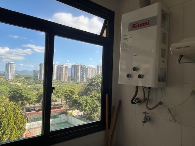 Lindo Apto No Barrabela, Todo Equipado, Com Arcondicionados Split Novos No E Na Sala, Limpissimo, Cheiroso, Novinho, Em Frente A Praia, Com Piscina Aquecida, Sauna, Quadra, Academia, Lavanderia, Salao De Beleza, Restaurantes, Mercad * Rio de Janeiro