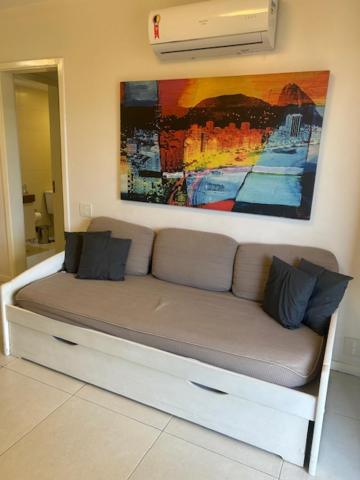 Lindo Apto No Barrabela, Todo Equipado, Com Arcondicionados Split Novos No E Na Sala, Limpissimo, Cheiroso, Novinho, Em Frente A Praia, Com Piscina Aquecida, Sauna, Quadra, Academia, Lavanderia, Salao De Beleza, Restaurantes, Mercad