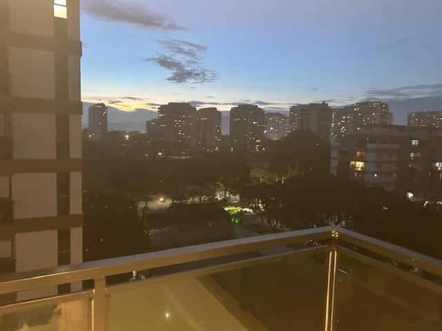 Lindo Apto No Barrabela, Todo Equipado, Com Arcondicionados Split Novos No E Na Sala, Limpissimo, Cheiroso, Novinho, Em Frente A Praia, Com Piscina Aquecida, Sauna, Quadra, Academia, Lavanderia, Salao De Beleza, Restaurantes, Mercad Apart-hotel *