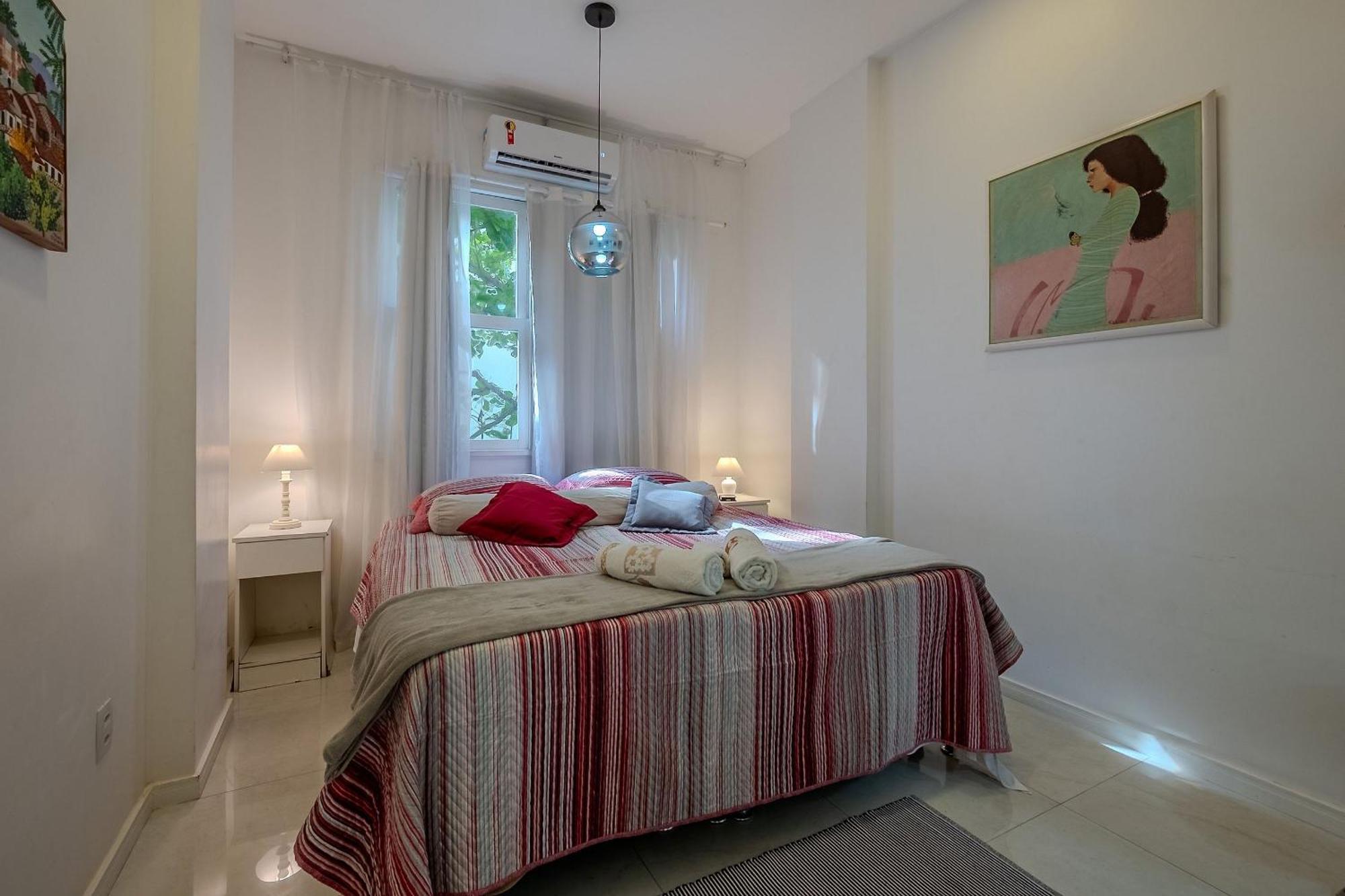 Na Quadra Da De Copacabana Apartamento *