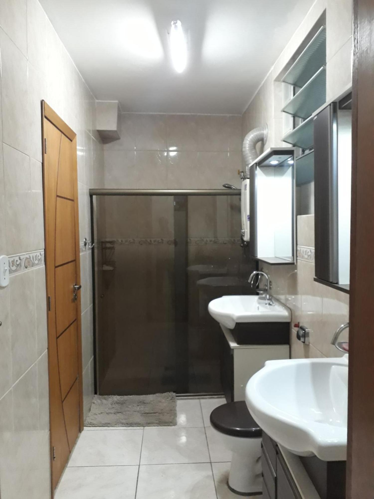 Edificio Alone Com Terraco Na Quadra Da Praia, Espacoso E Silencioso Apartment *