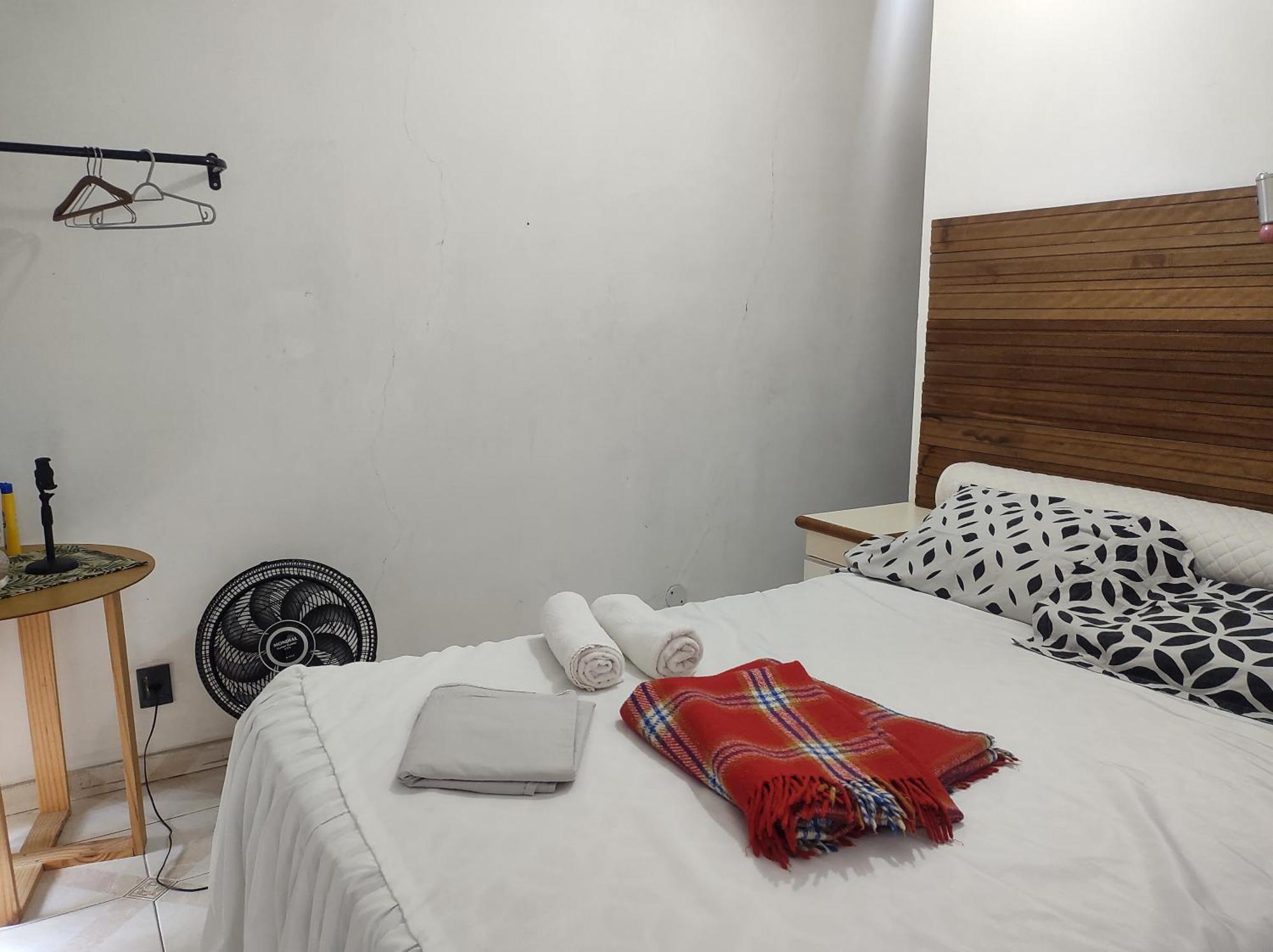 Casa Inteira Garagem E Internet Gratis Prox Recreio