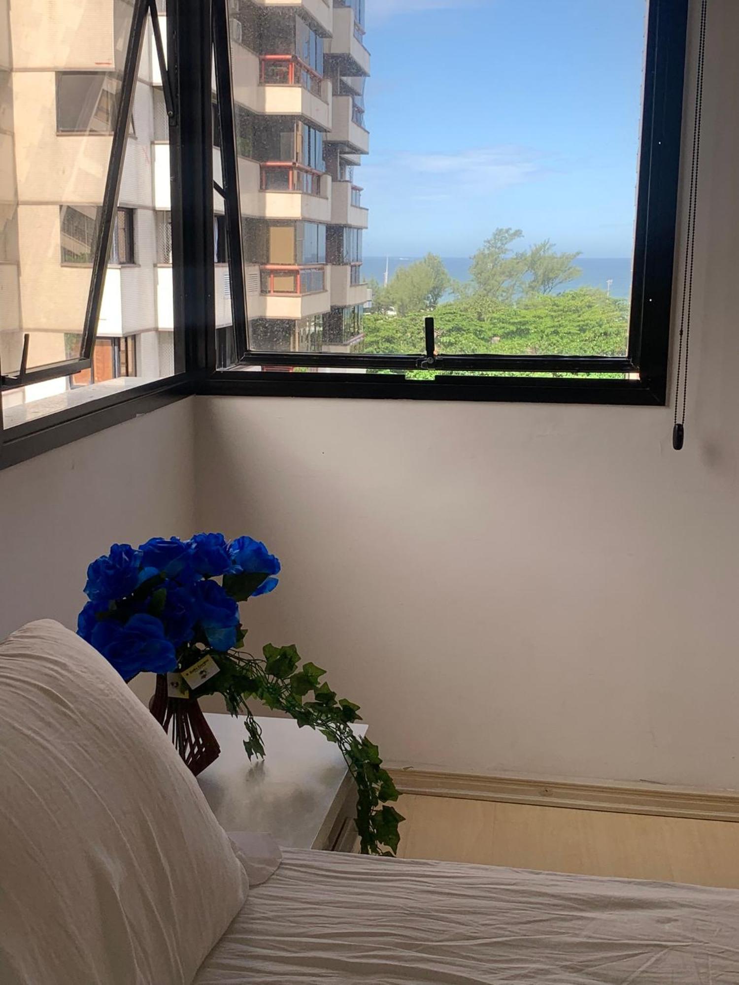 Apartamento Da Barra Da Tijuca, Localizacao Maravilhosa *