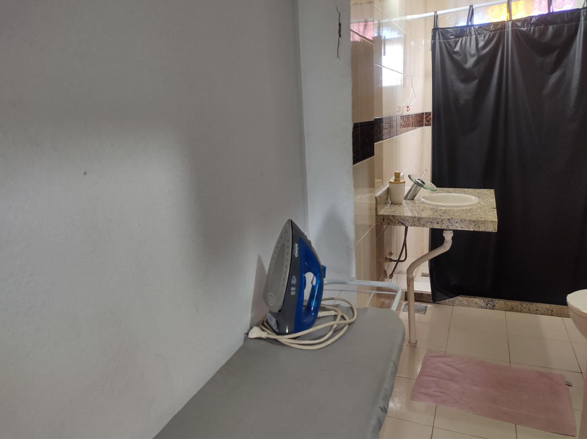 Quarto em Acomodações Particulares Casa Inteira Garagem E Internet Gratis Prox Recreio