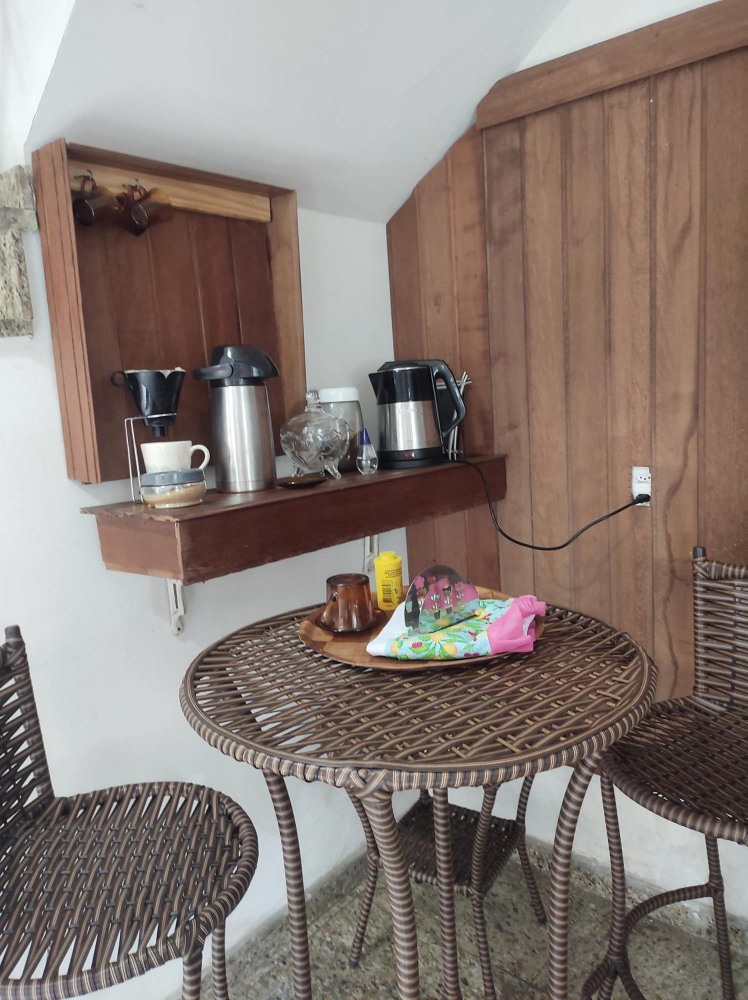 Casa Inteira Garagem E Internet Gratis Prox Recreio Quarto em Acomodações Particulares