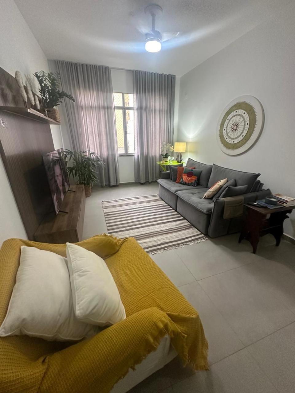 Espacoso Reformado Em Copacabana Apartamento *