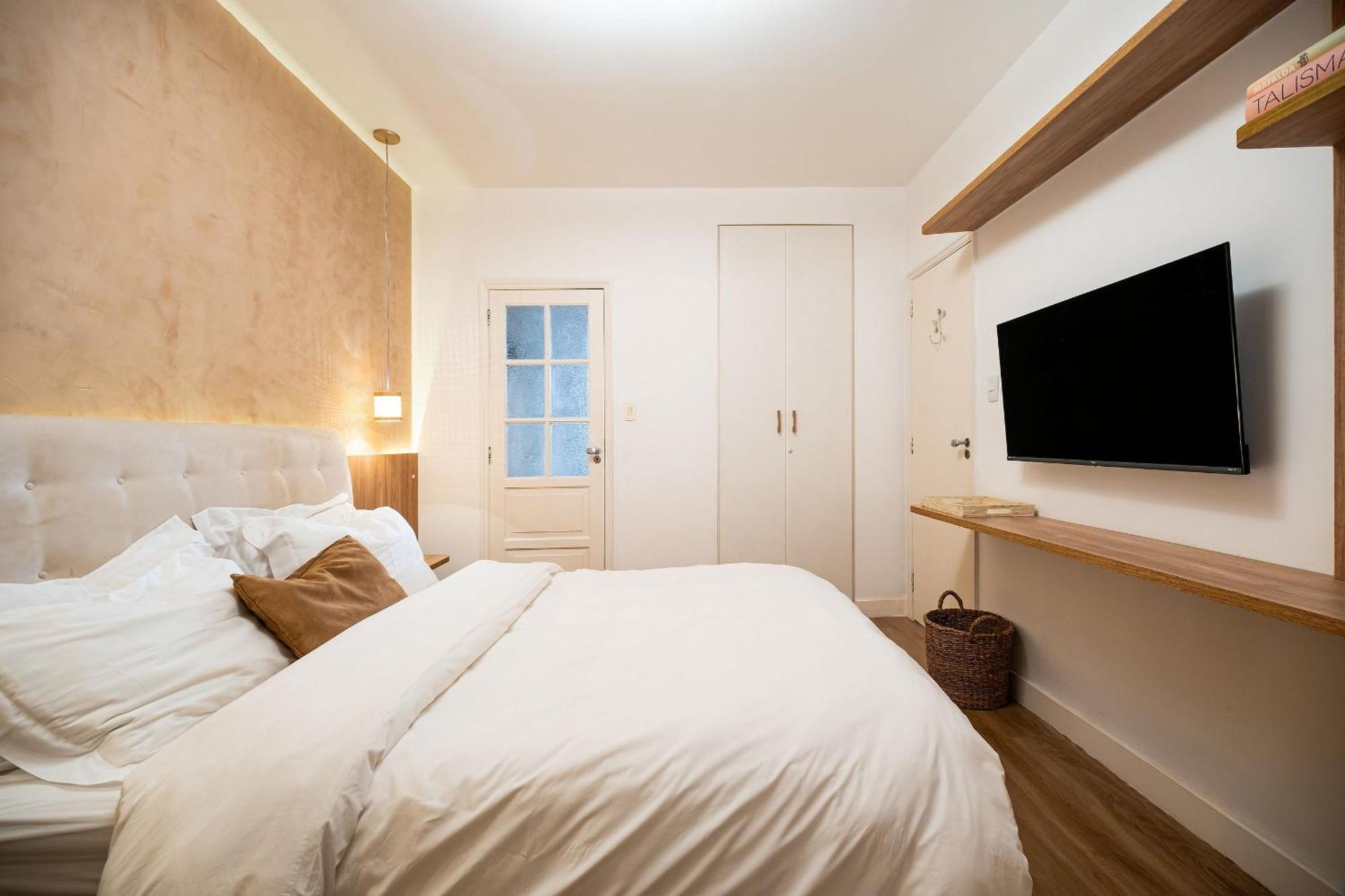Recem Reformado No Leblon Apartamento *