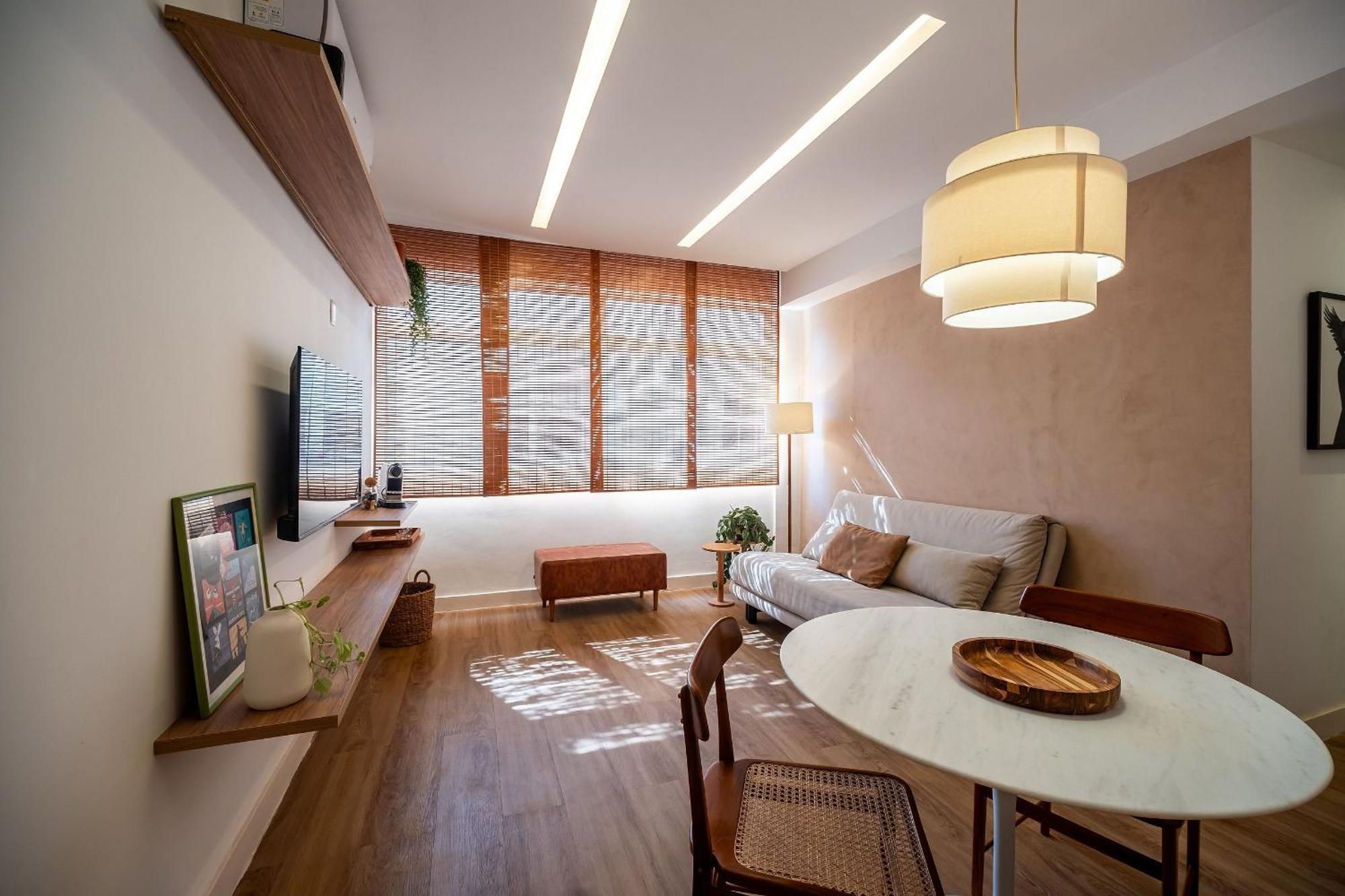 Recem Reformado No Leblon Apartamento *
