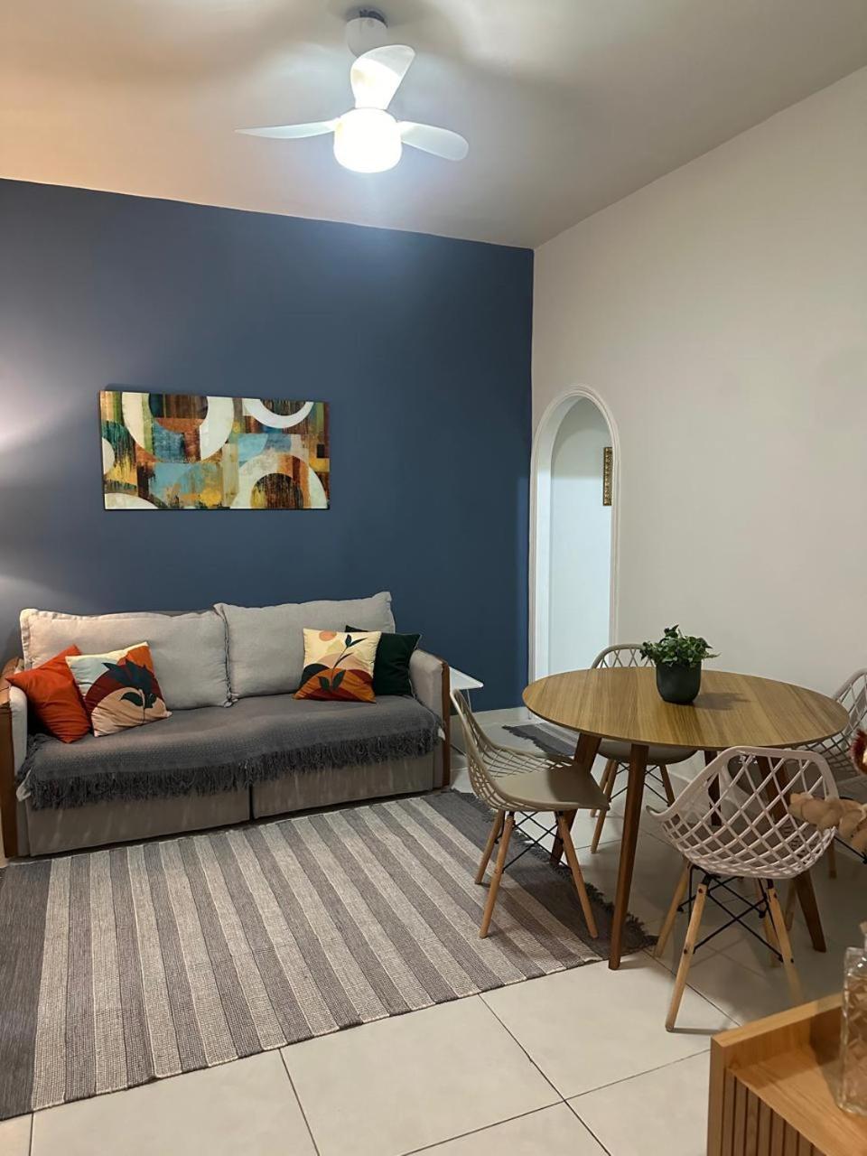 Apartment Charmoso Na Quadra Da