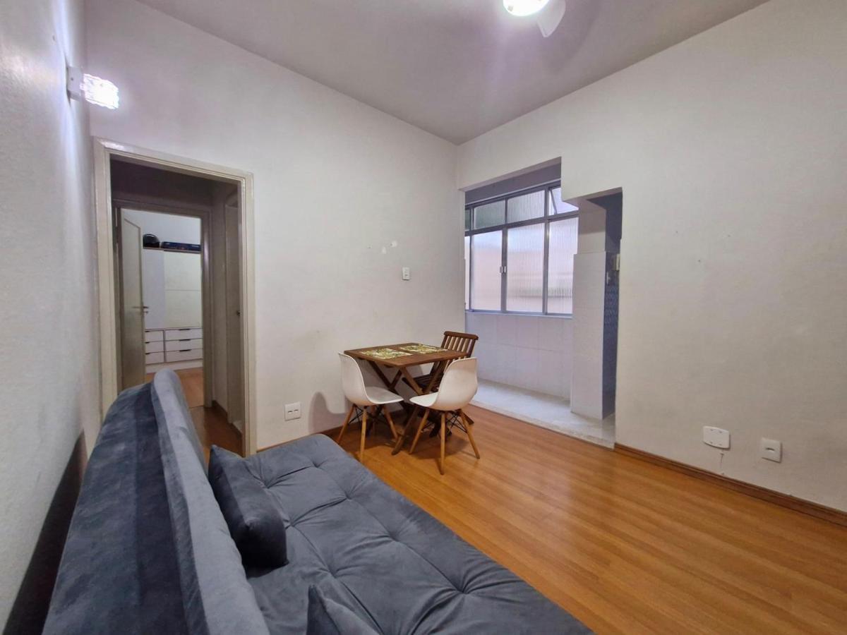 Suh Copacabana 93 Apartment