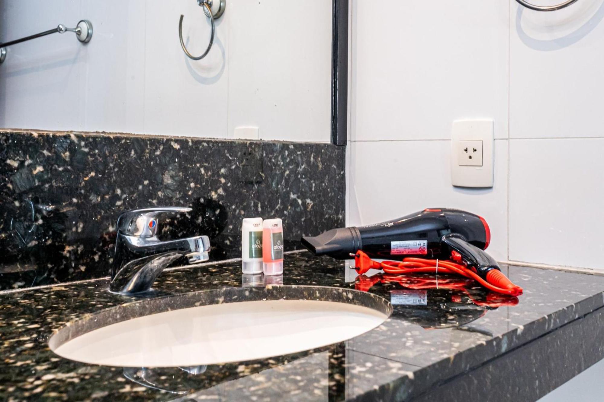 Flat Com Servico E Lazer Com Vista O Mar Da Barra Da Tijuca Apartment *