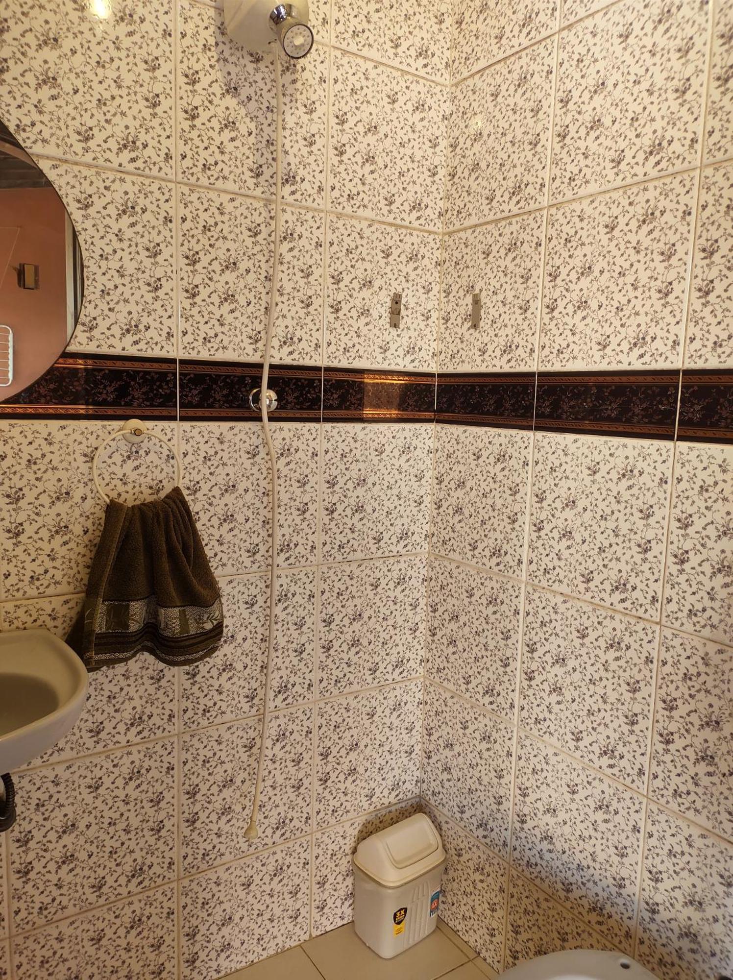 Quarto em Acomodações Particulares Casa Inteira Garagem E Internet Gratis Prox Recreio