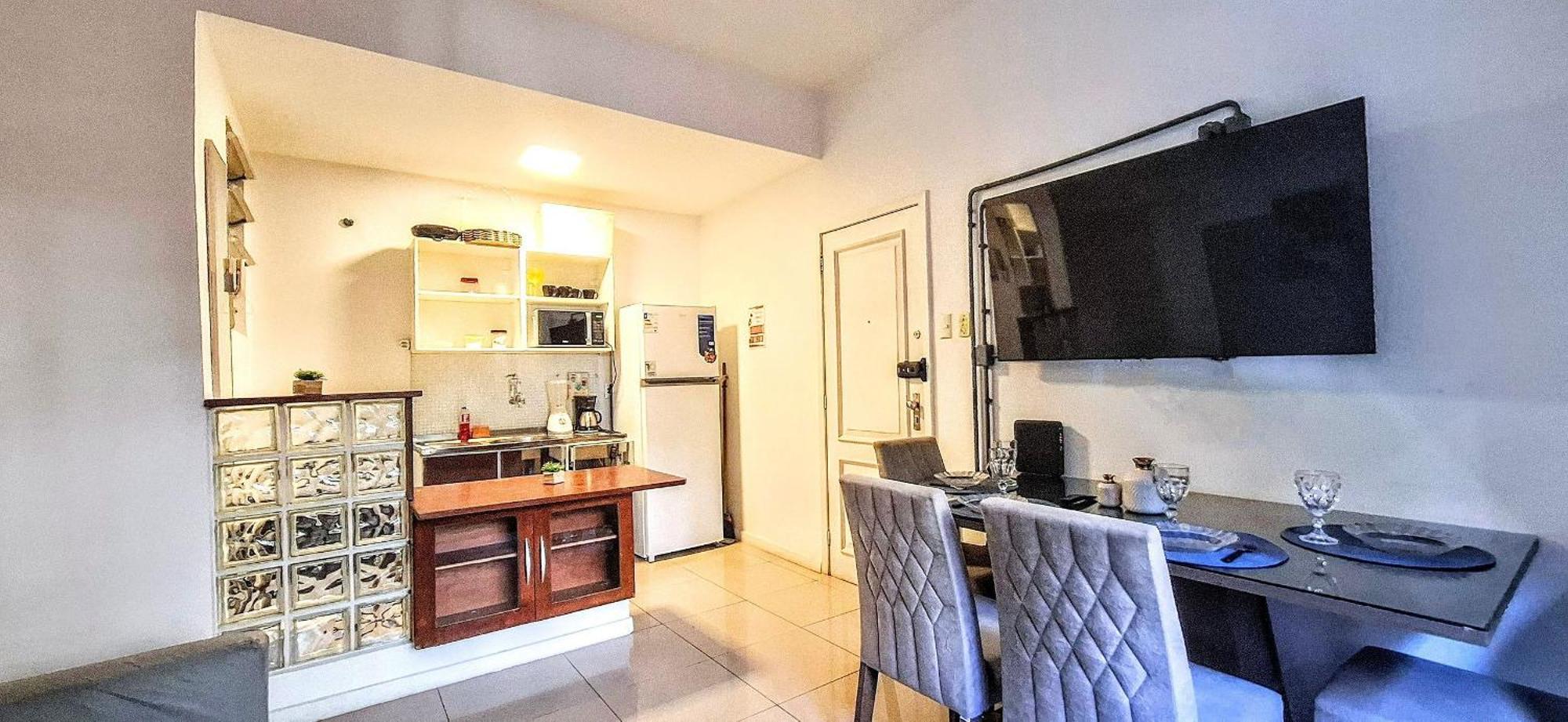 Must Leblon - Pacote: 4 Hospedes, + 1 Ticket Apartamento *