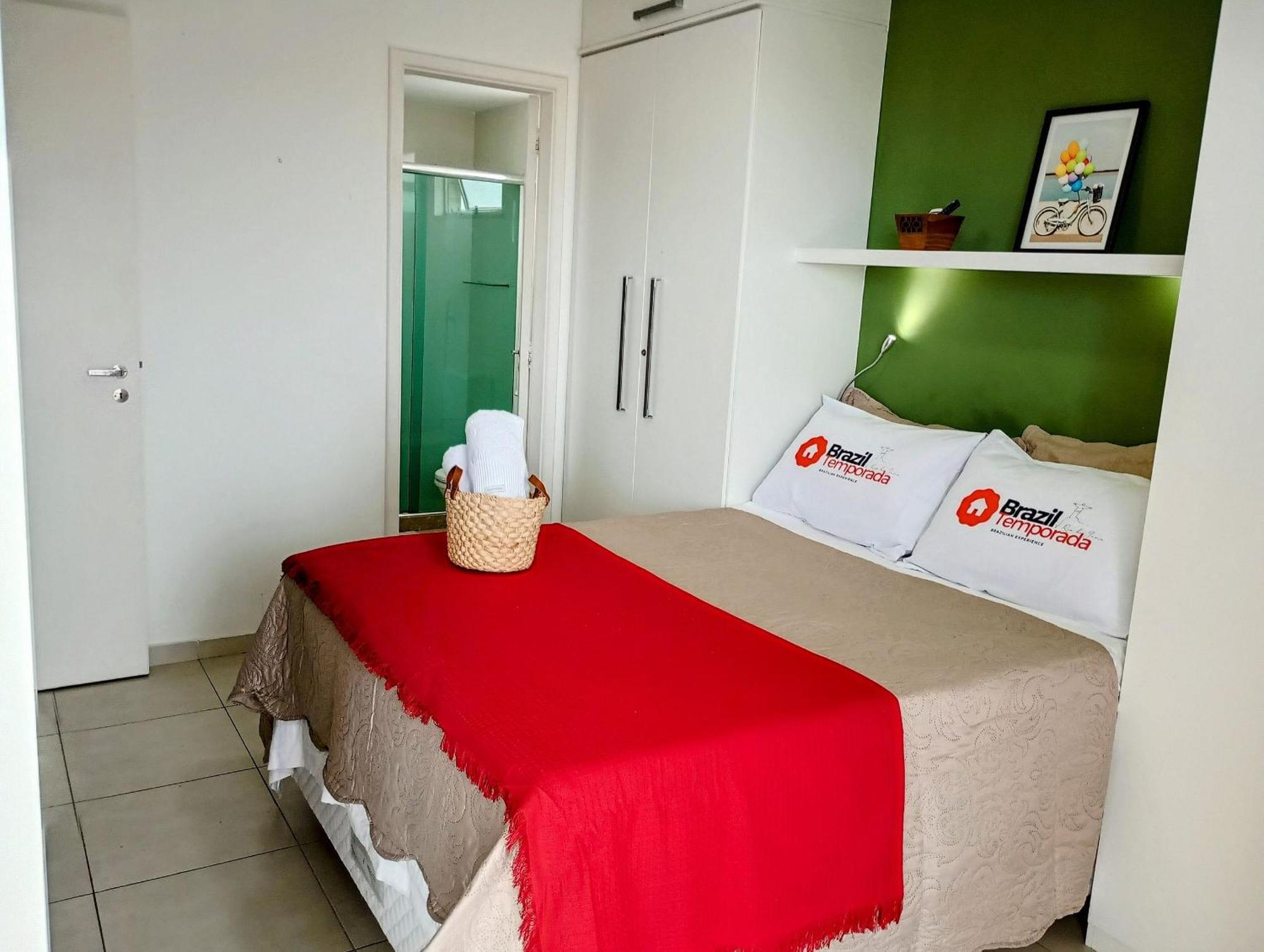 Apartamento Barra Exclusivo: Piscina Aquecida,varanda C/ Vista