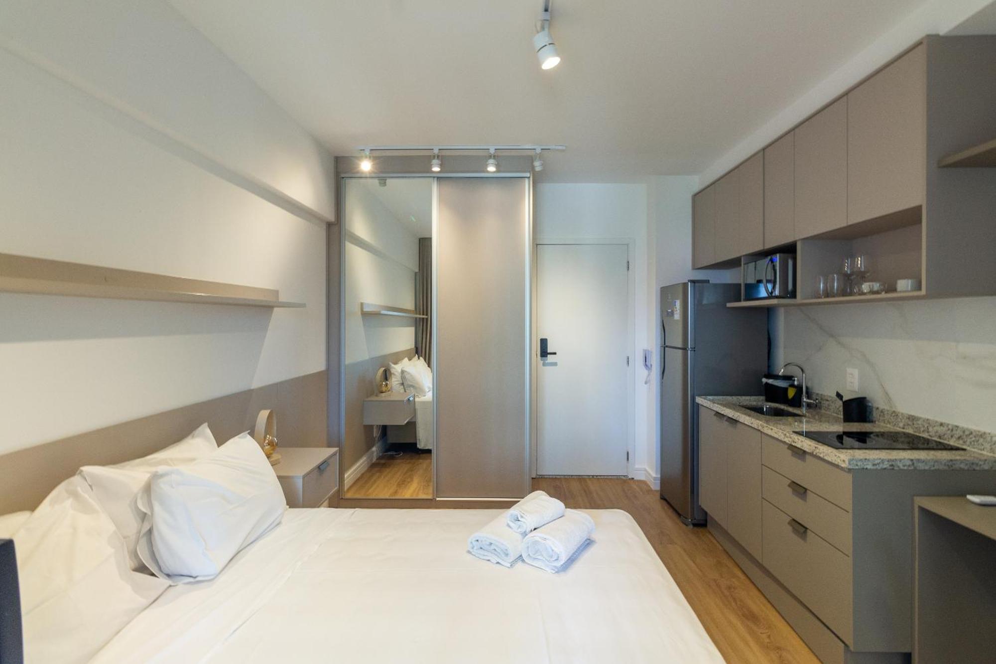 360 Rio Santos Dumont Apartment