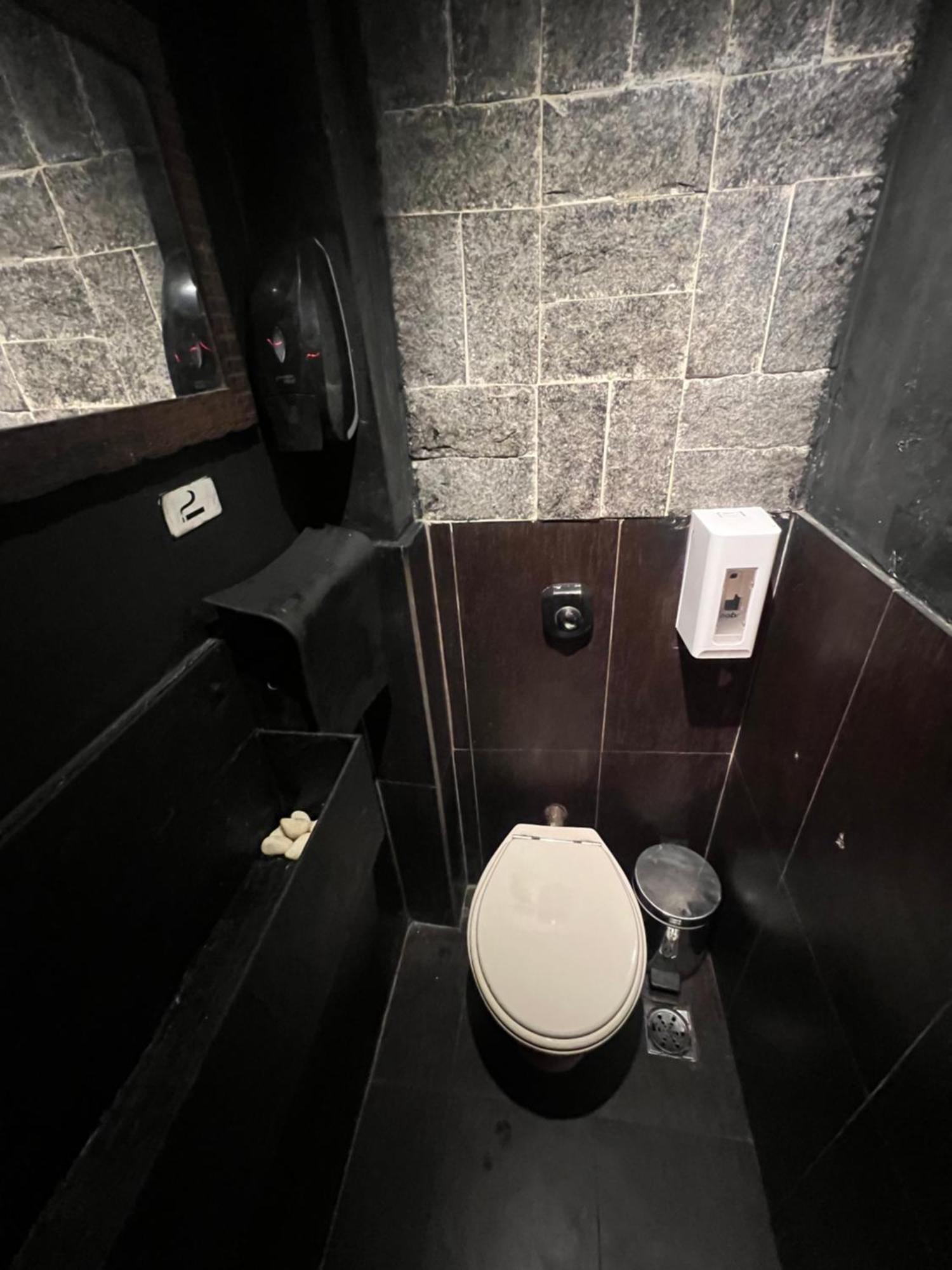 Hostel Castle Of Vibes - *