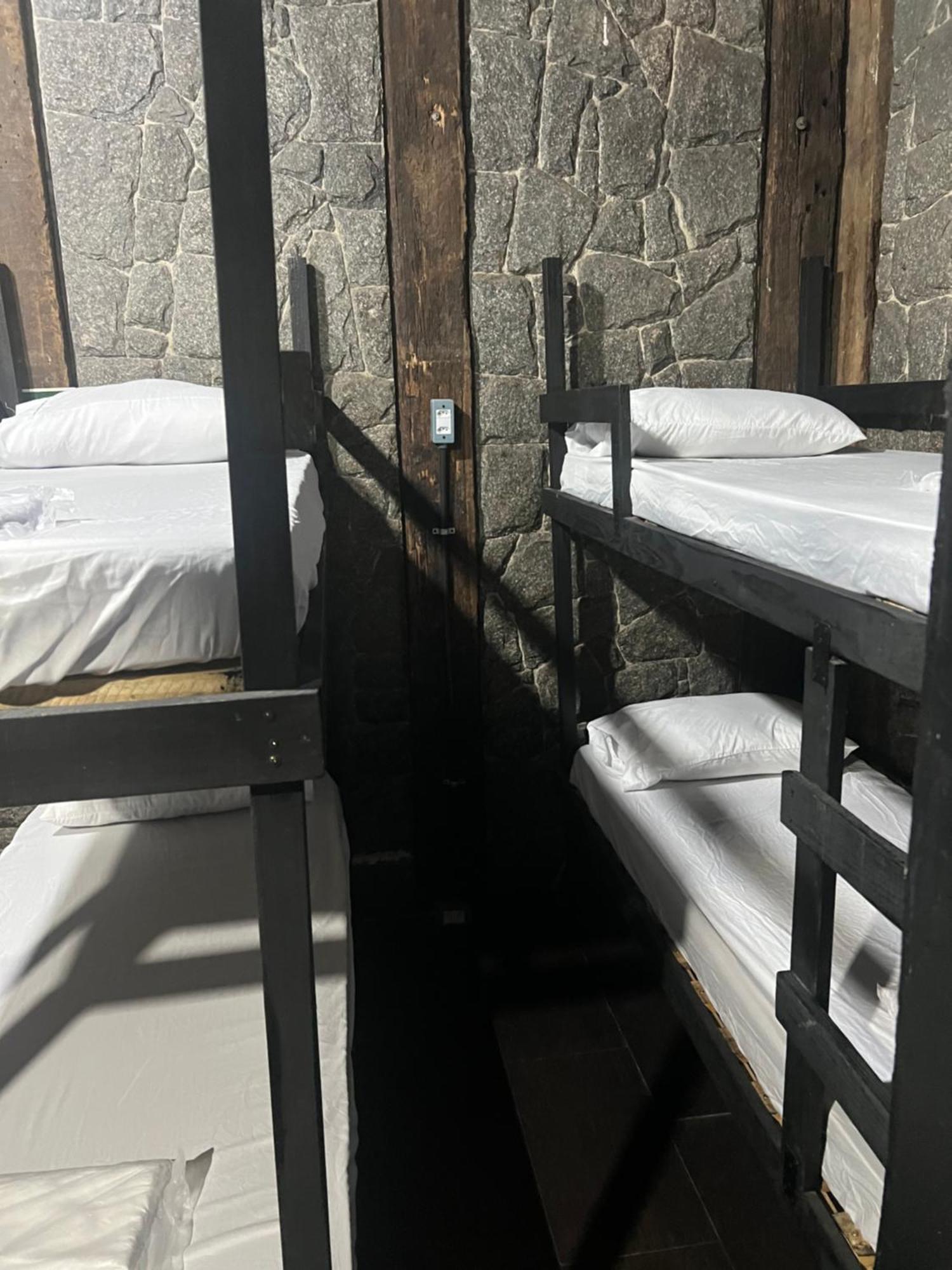 Castle Of Vibes - Hostel *
