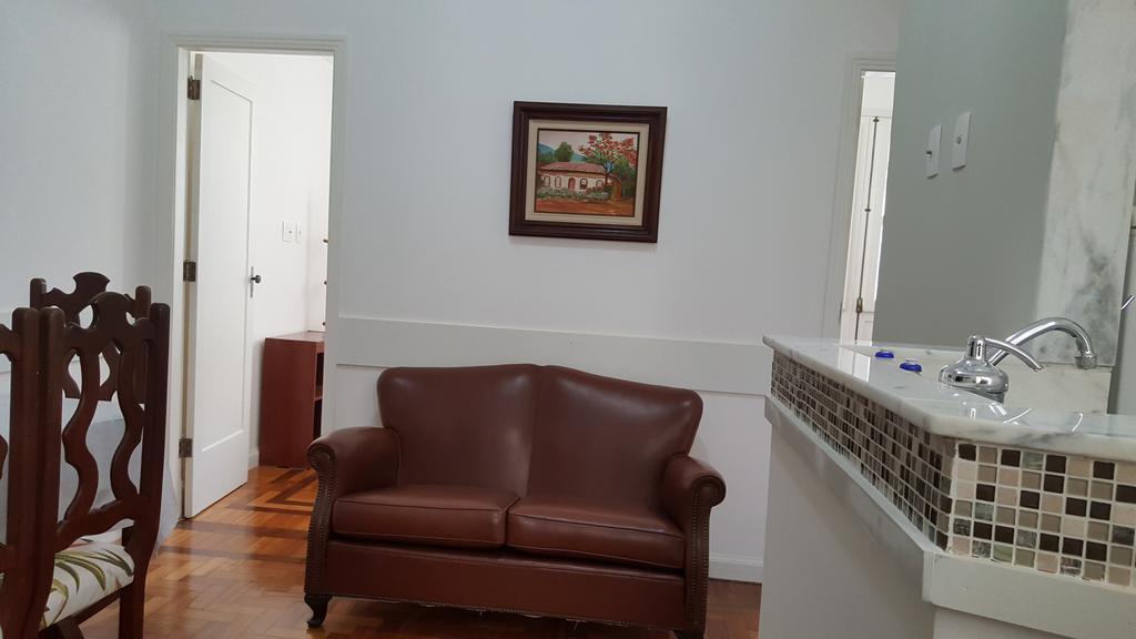 Apartamento Copacabana Av. Atlântica 2 Quartos *