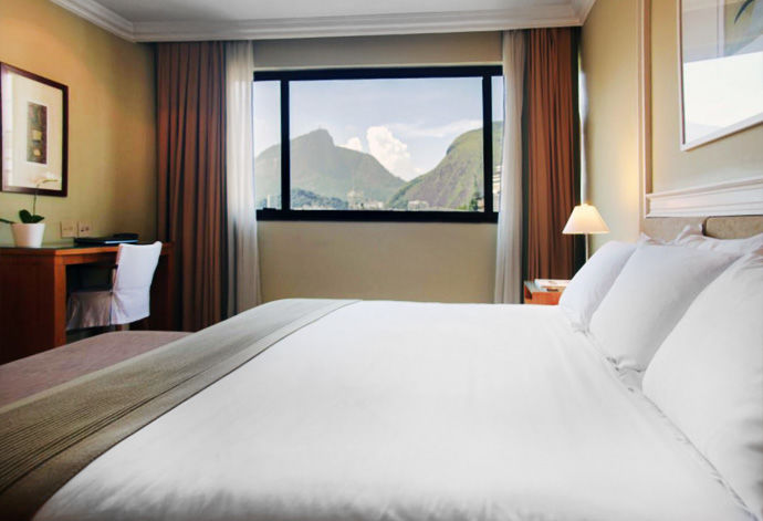 Hotel Golden Tulip Ipanema Plaza 4*
