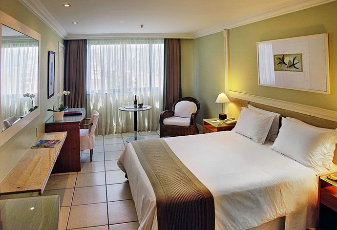 Golden Tulip Ipanema Plaza