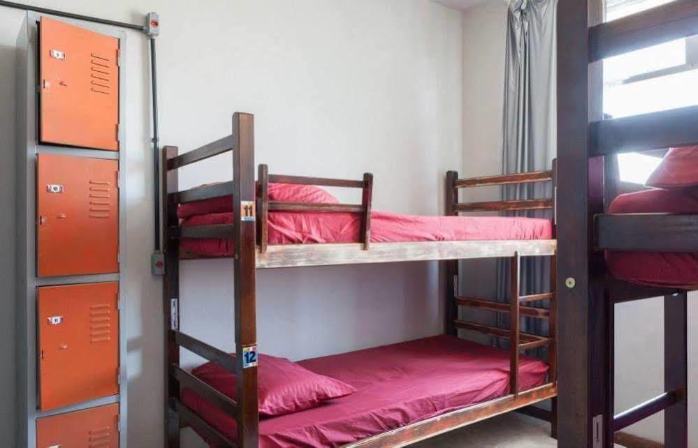 Abraco Carioca Favela Hotel 2*