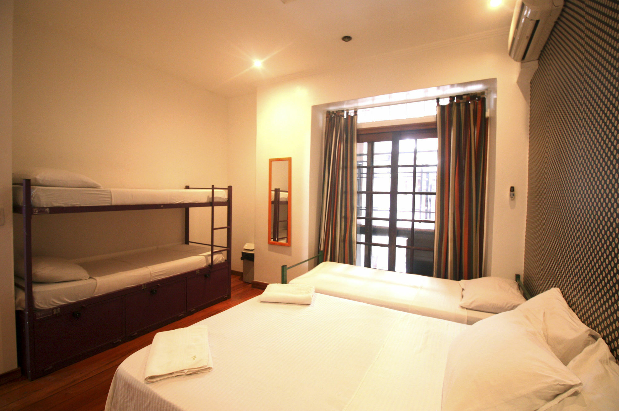 Albergue El Misti House Copacabana *