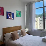 Aconchegante Em Copacabana - Ideal Para Casais - Nsc1104 Z4
