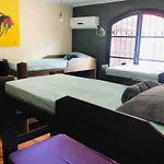 Hostel Guirlanda