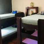 Hostel Guirlanda