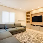 Triplex Luxo Com Piscina, Bbq E Sauna P/ 8 Pessoas