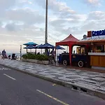 Leblon Praia Apto A Pe 50 Metros