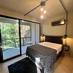 Monkey Lodge - Casa Na Mata
