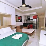 Studio moderno e silencioso no posto 2 em Copacabana!