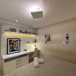 Av Atlantica - 3 Bedroom Beach Apartment - Leme