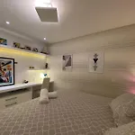 Av Atlantica - 3 Bedroom Beach Apartment - Leme