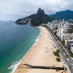 Quadra Praia Ipanema! Coracao Rj