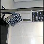 Studio 156, ótima localização, 150 metros do mar