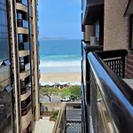 Ipanema Flat\'S Service