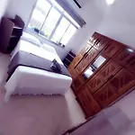 Apartamento Copacabana Praia - Tv Cristiano