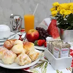Mengo Palace Hotel