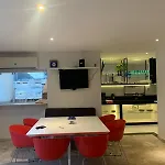 Real Apartments 219 - Nice Penthouse Copacabana With Spacious Jacuzzi