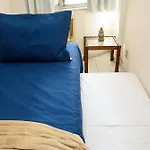 Omar do Rio - TN 239/301: Grande Apartamento p/ Até 10 pessoas, Internet 240mbps, Workstation, Smart TV, 100 metros do Metrô e 500metros da Praia de Copacabana