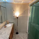 Quarto Adoravel Em Copacabana