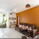 Quarto Com Anfitriao Rj