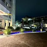 Flat Hotel Samba, 5Km Da Praia Da Barra, 2Km Jeunesse Arena, Enfrente Ao Projac, 1Km Do Rio Centro